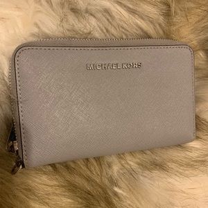 NWT Michael Kors zip around wallet/wristlet
